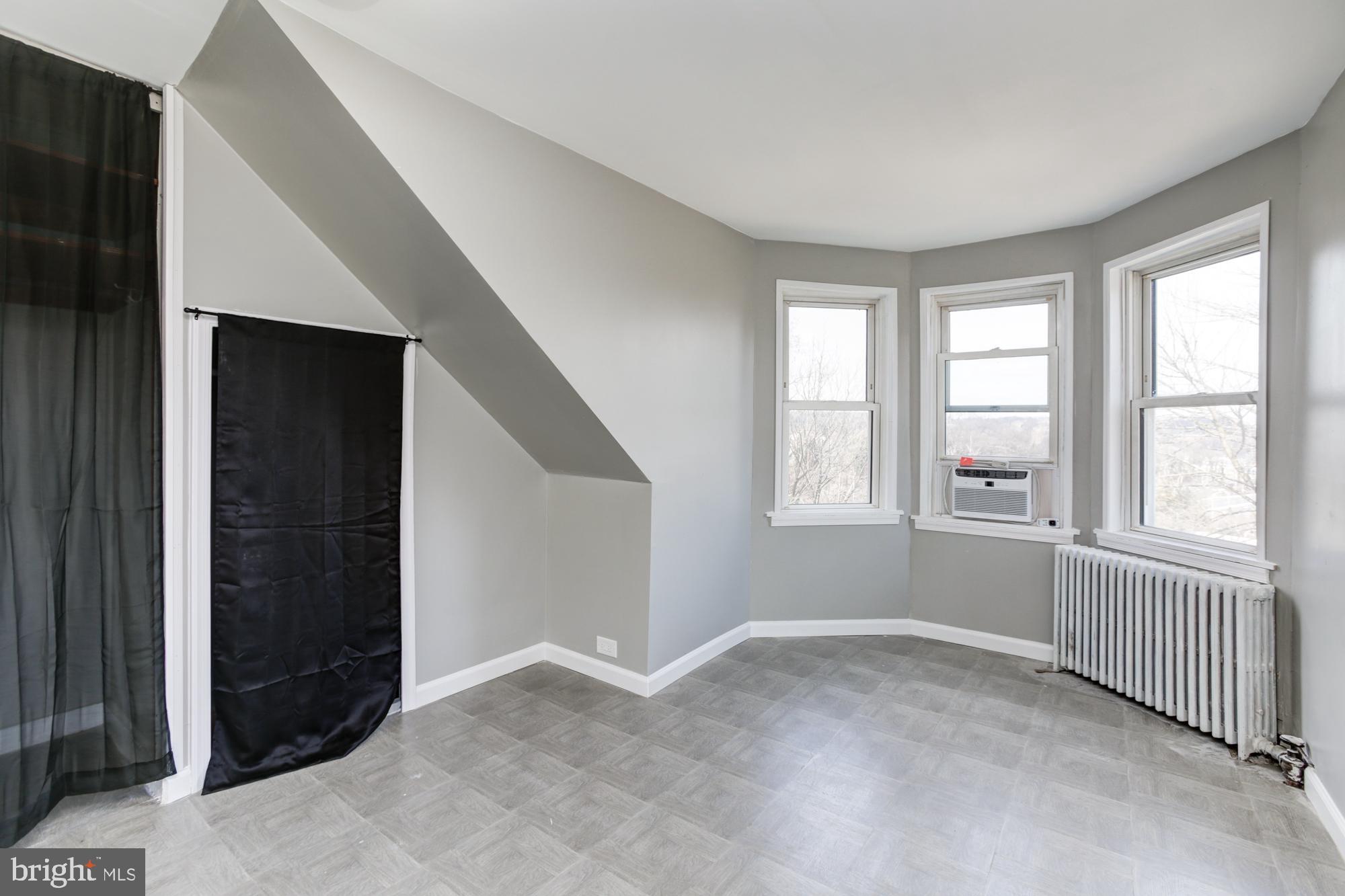 CROSS KEYS - Residential Lease