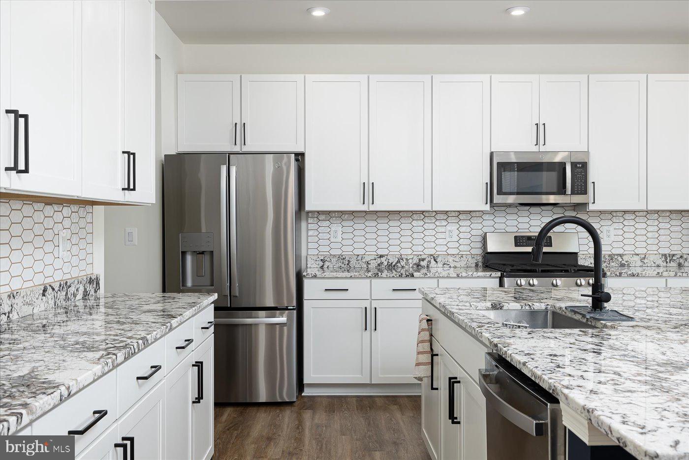 HOPYARD FARM - Residential Lease