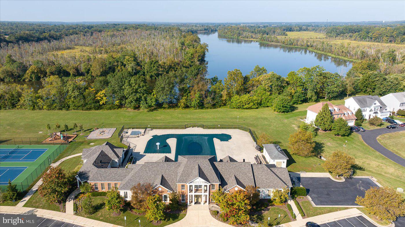 HOPYARD FARM - Residential Lease