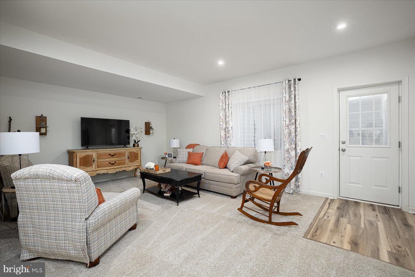 HOPYARD FARM - Residential Lease