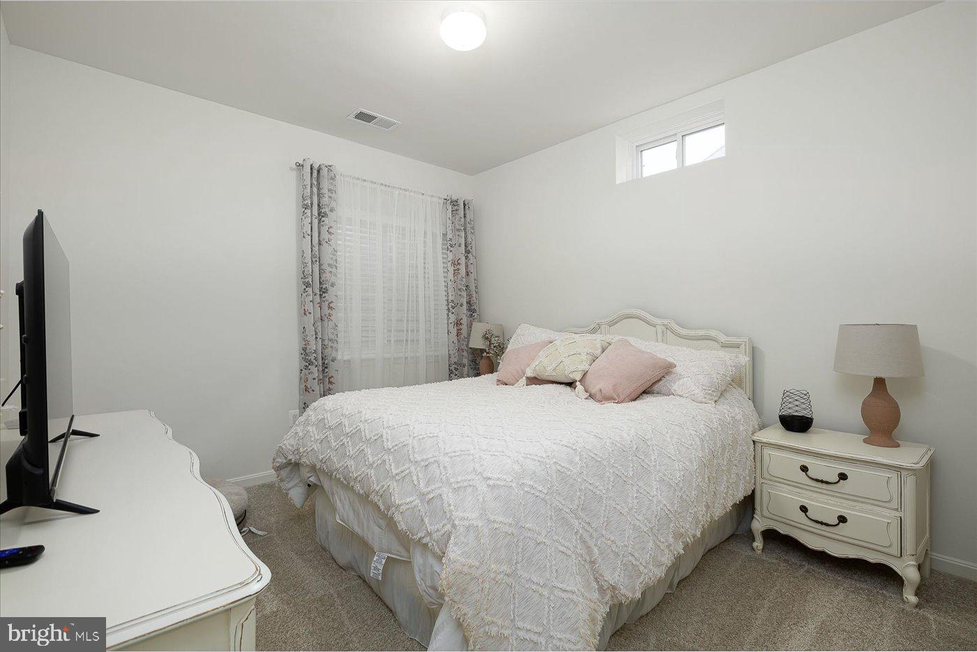 HOPYARD FARM - Residential Lease