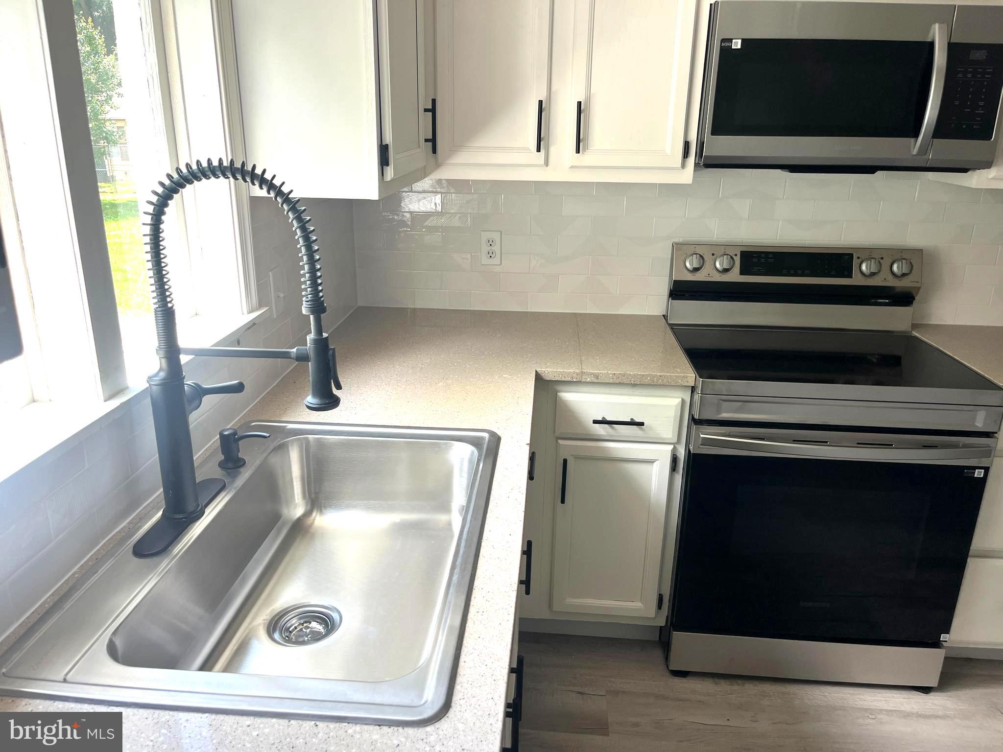 ROCK HALL - Residential