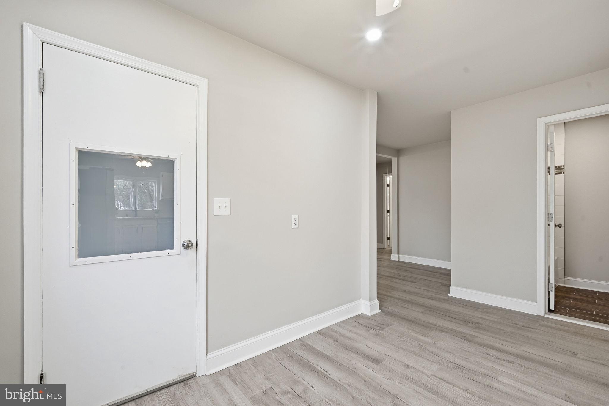 ROCK HALL - Residential