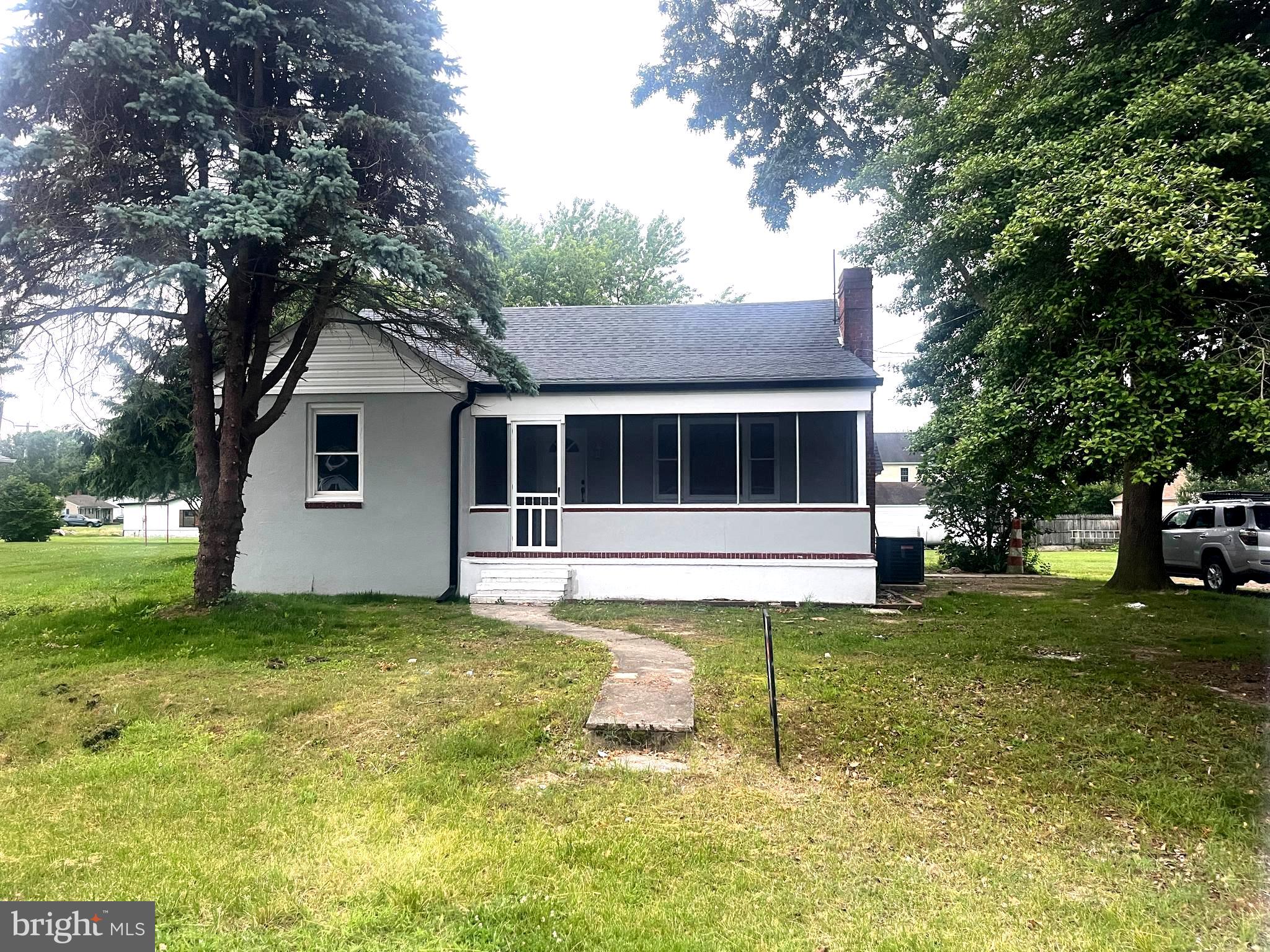 ROCK HALL - Residential