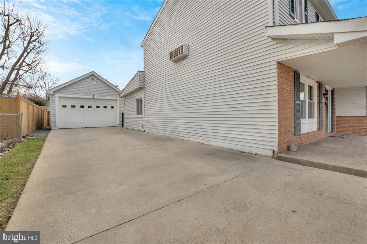 STERLING  PARK - Residential