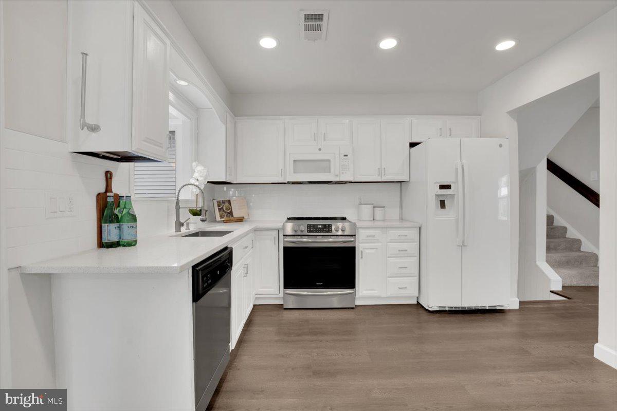 STERLING  PARK - Residential