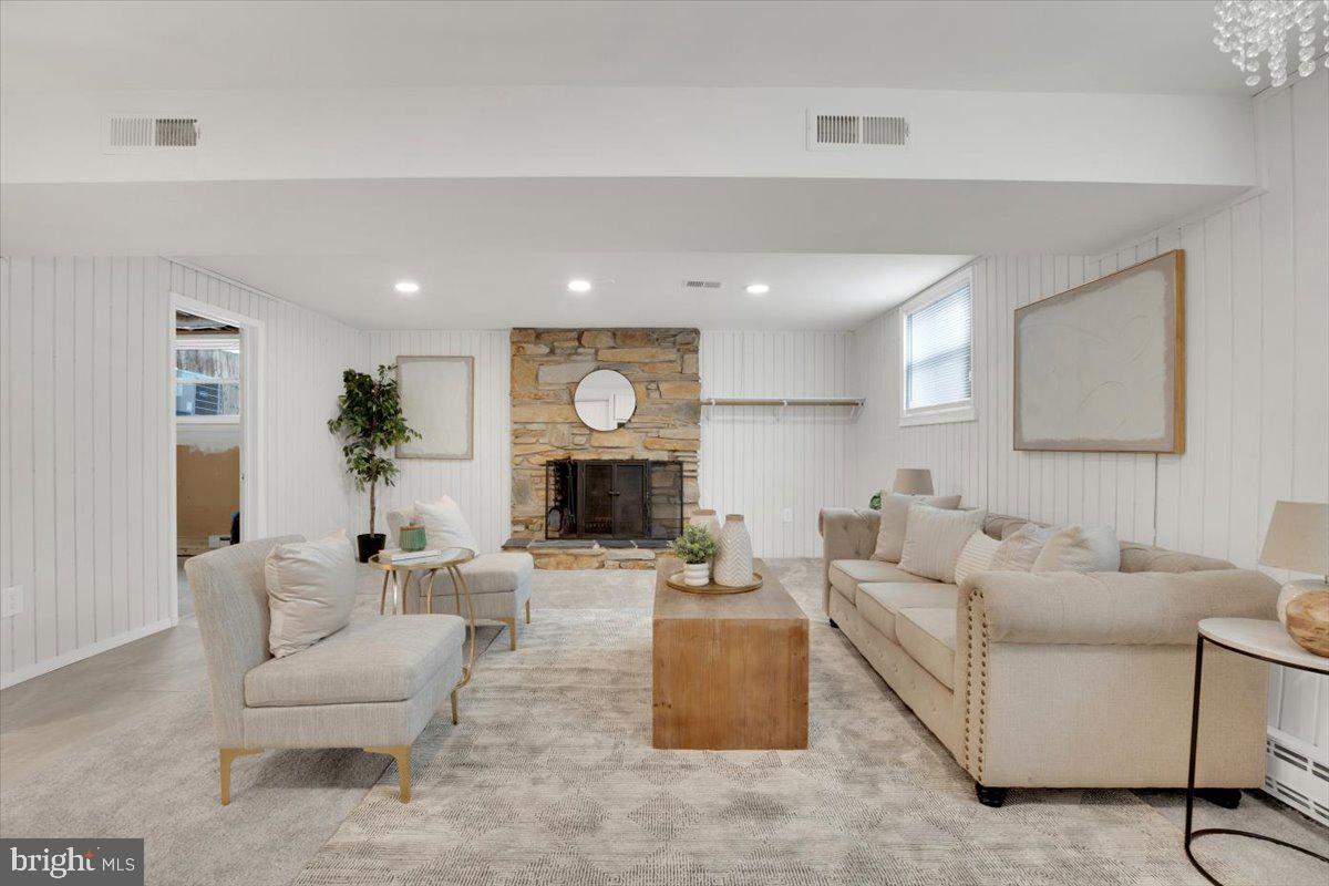 STERLING  PARK - Residential