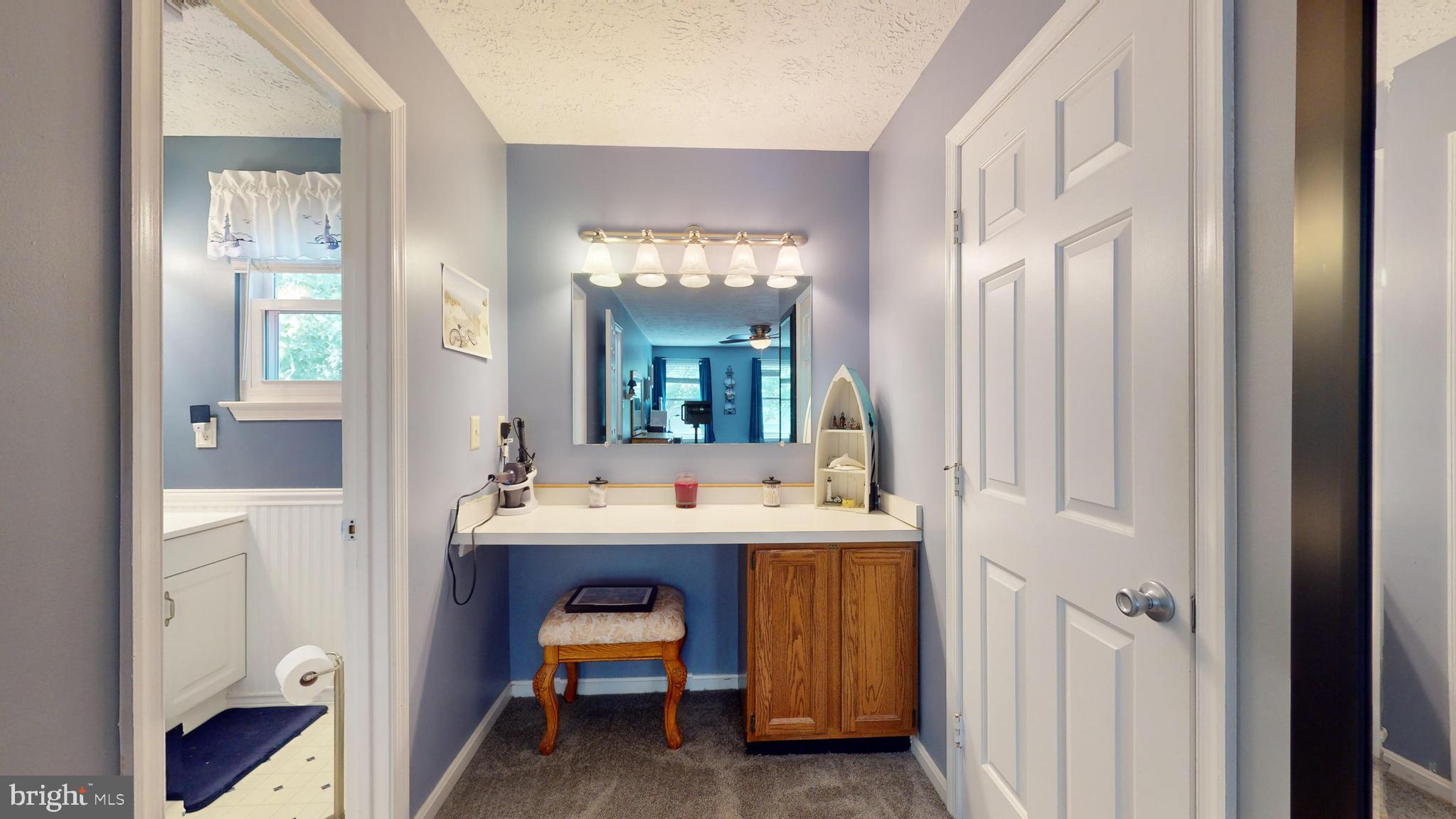 HAMPSHIRE - Residential