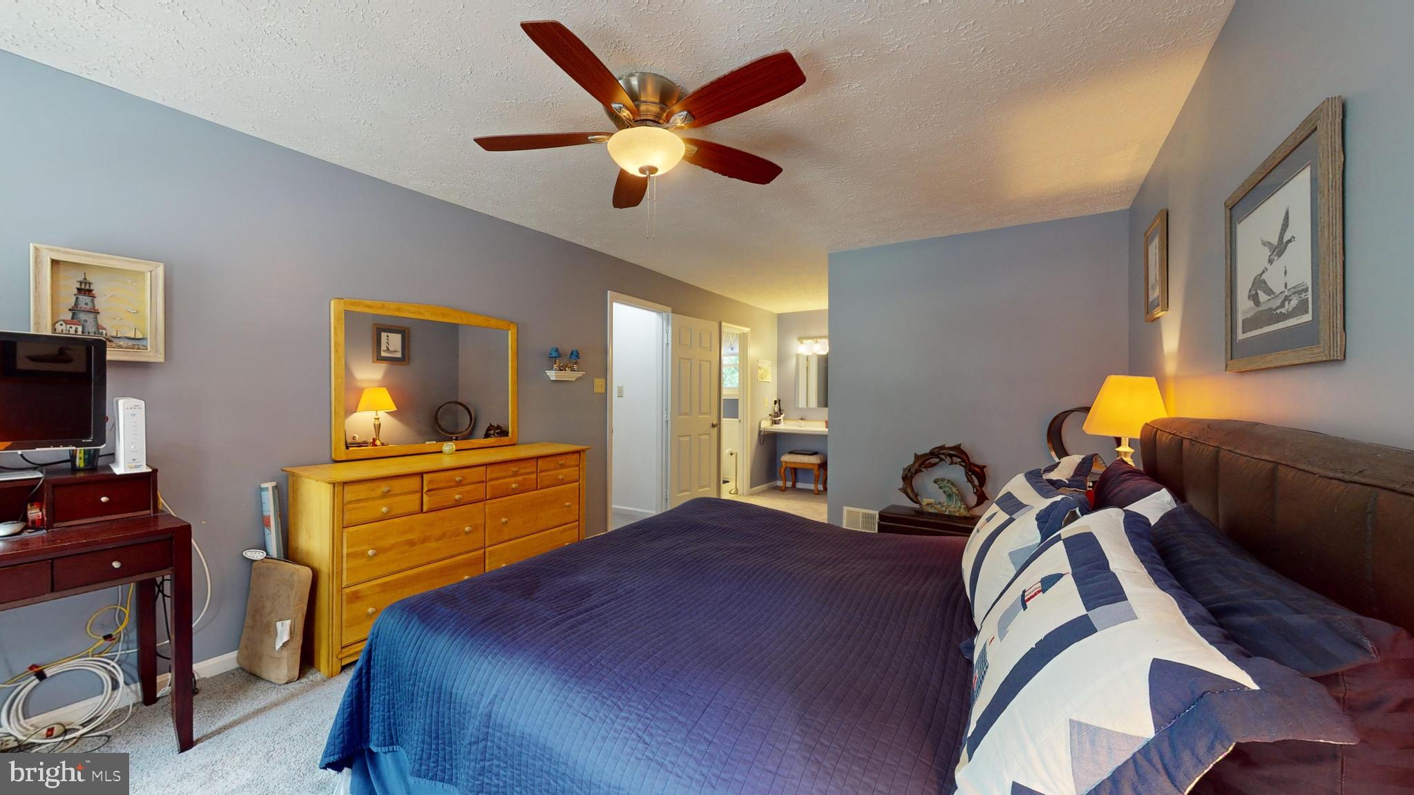 HAMPSHIRE - Residential