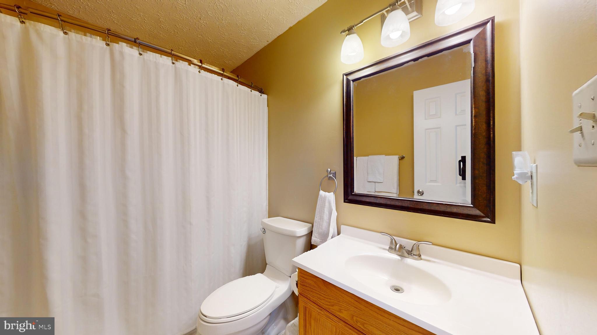 HAMPSHIRE - Residential