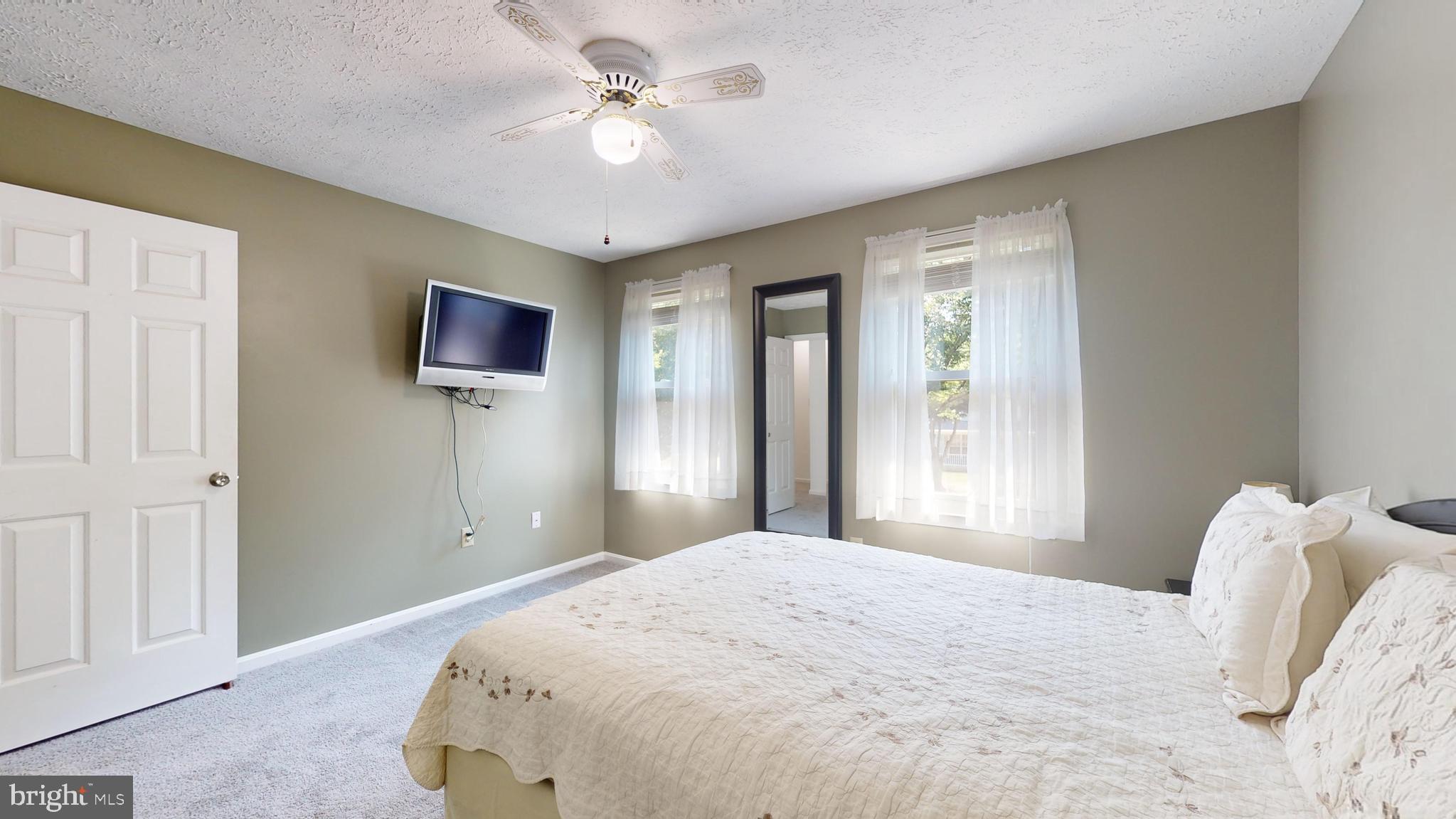 HAMPSHIRE - Residential