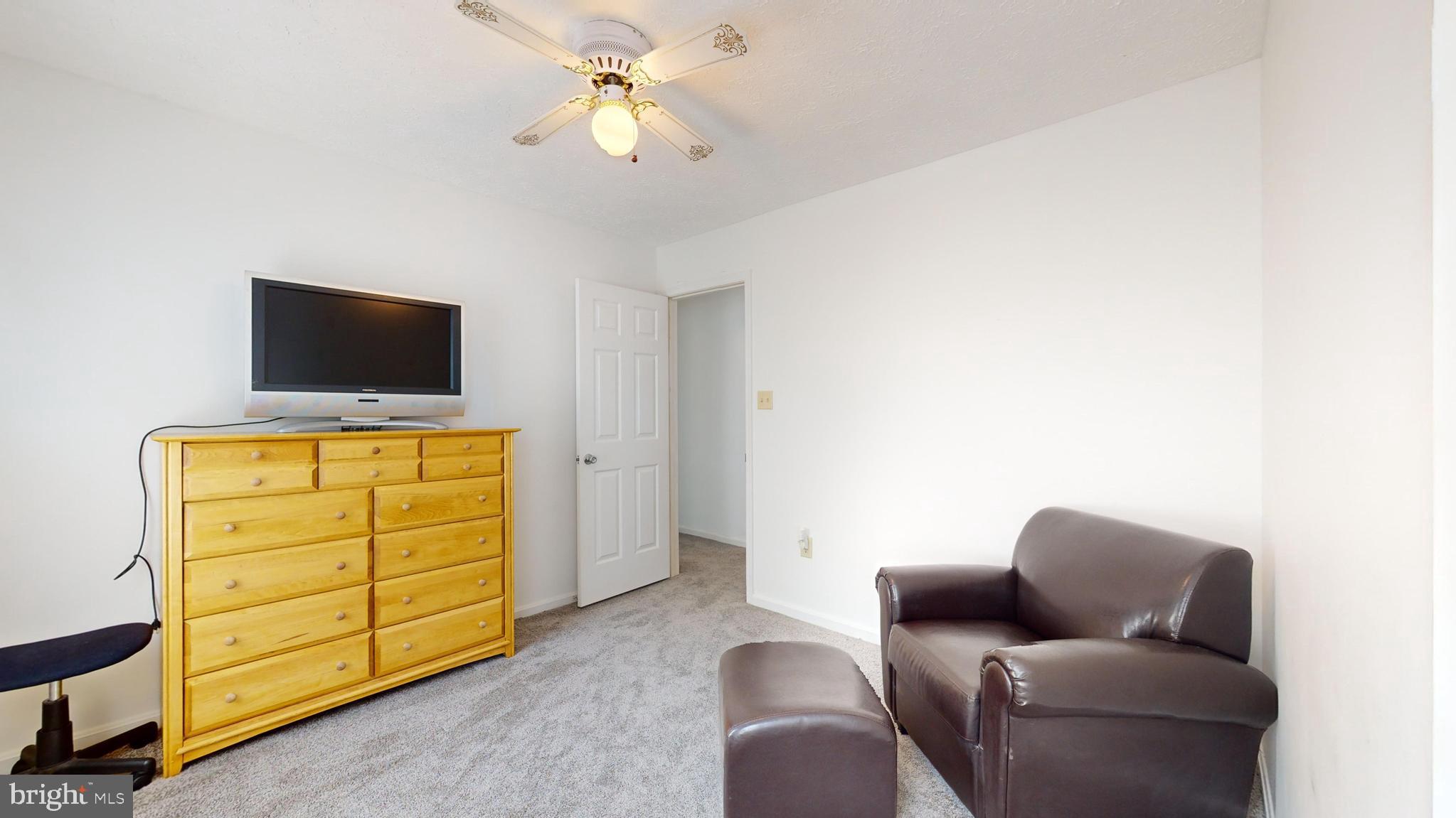 HAMPSHIRE - Residential