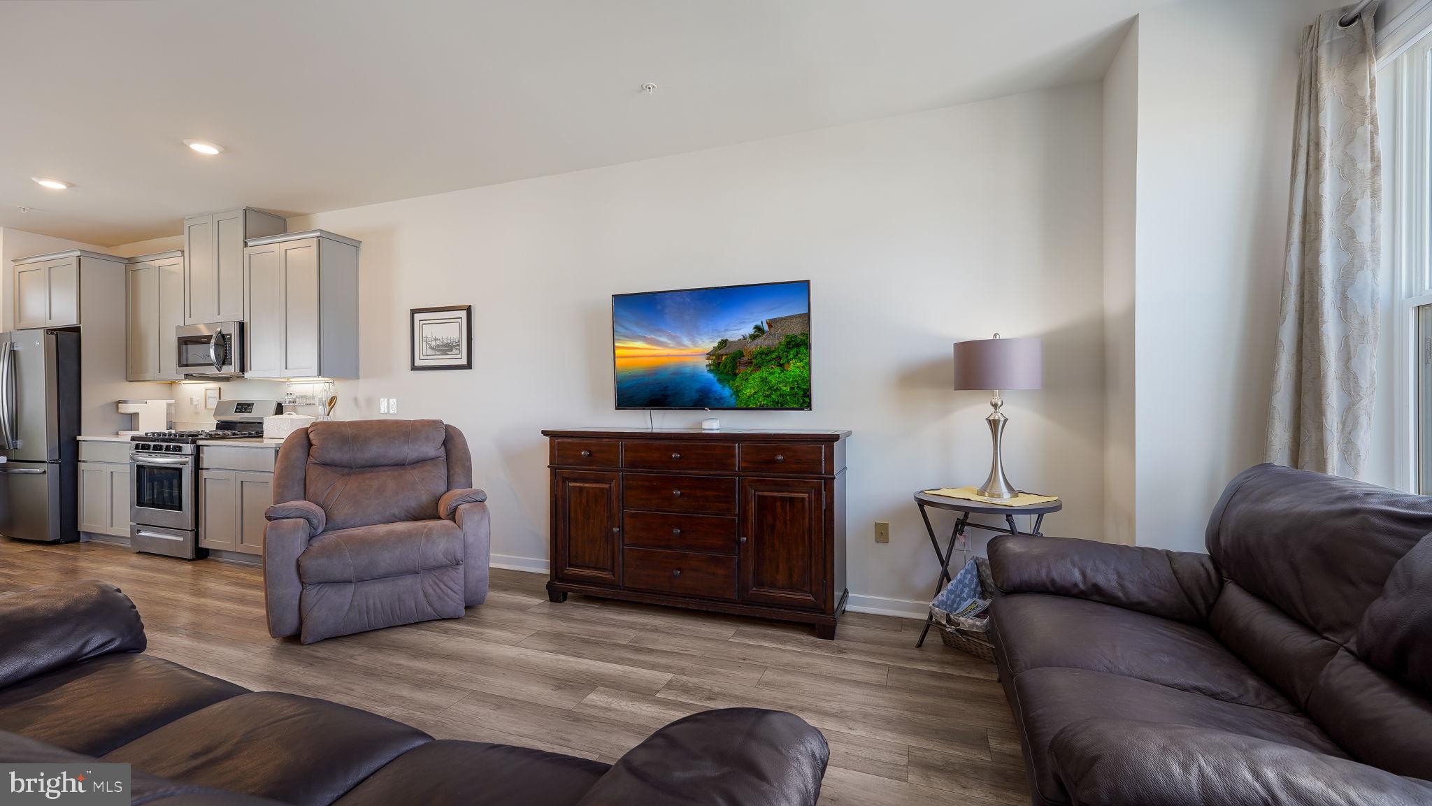 BROOKSIDE COURT AT UPPER SAUCON - Residential