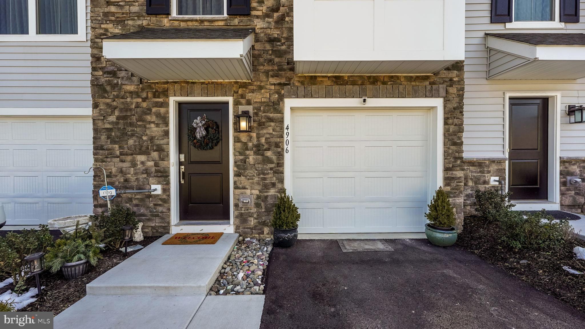 BROOKSIDE COURT AT UPPER SAUCON - Residential