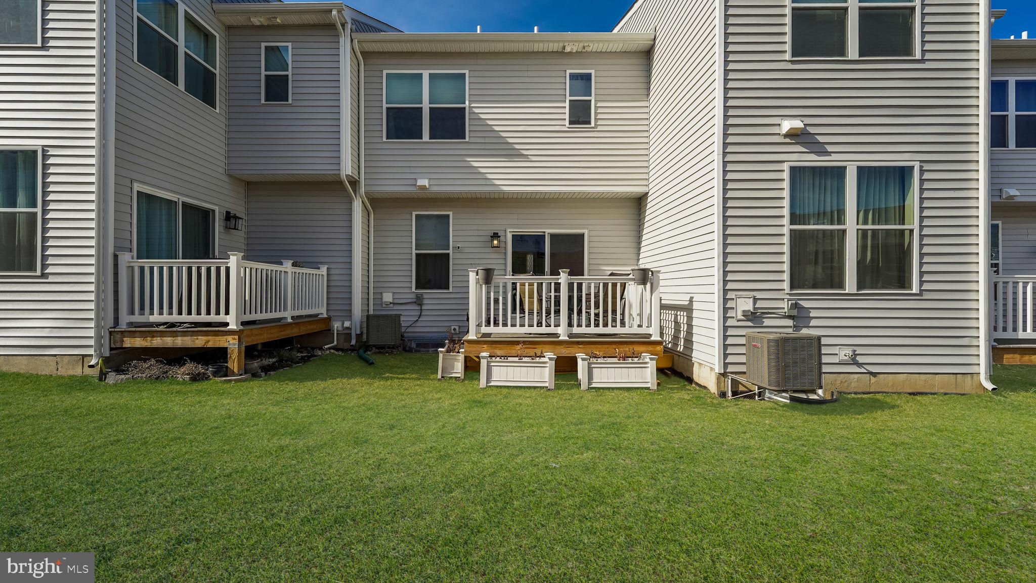 BROOKSIDE COURT AT UPPER SAUCON - Residential