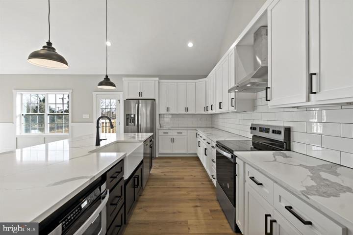 MISSION RIDGE - Residential