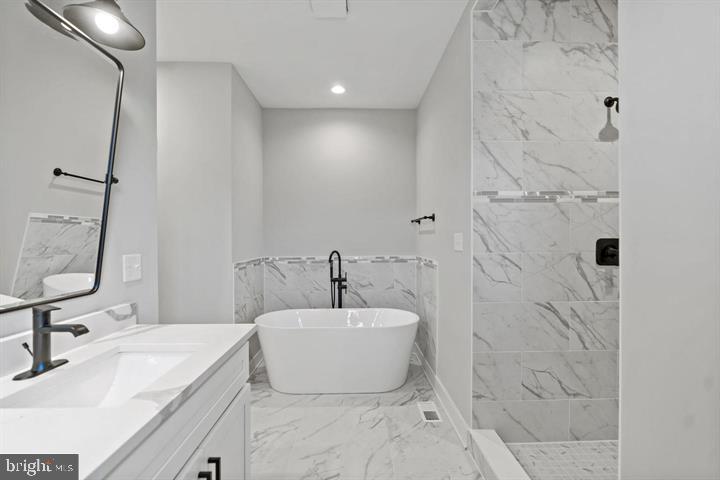 MISSION RIDGE - Residential