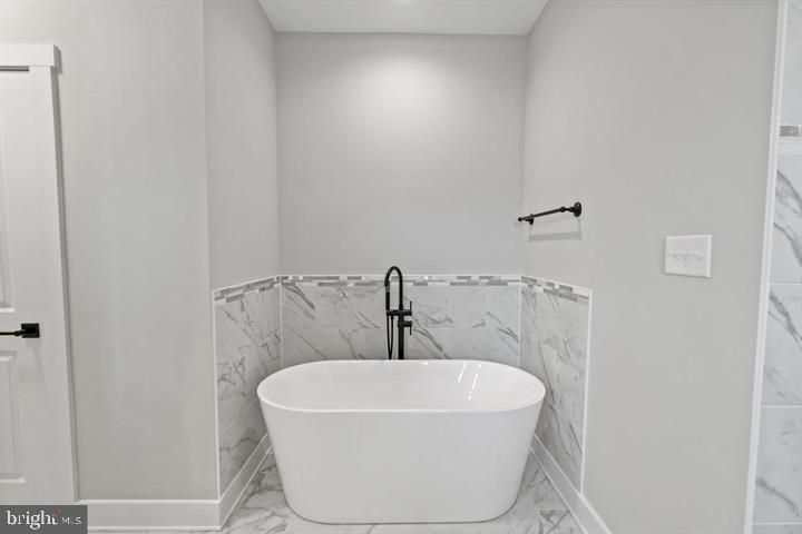 MISSION RIDGE - Residential