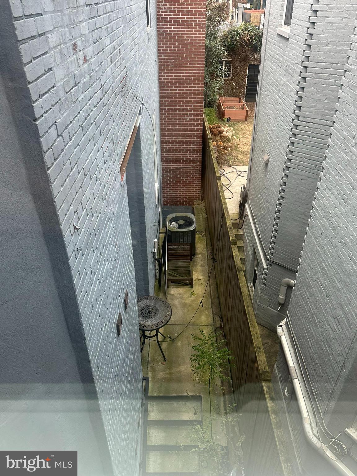 1852 3RD STREET NW C