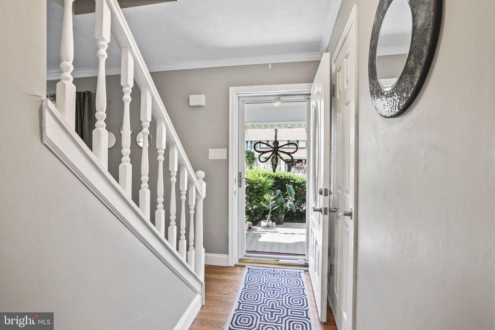 208 CEDARBROOK COURT