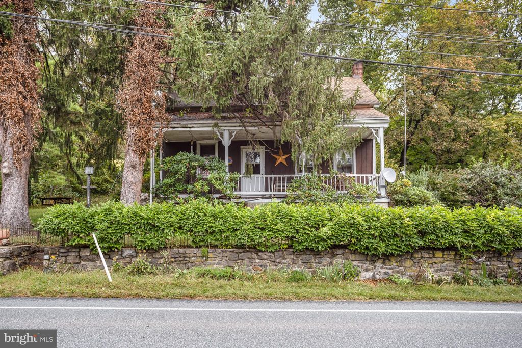 Photo of 2309 Fruitville Pike, LANCASTER, PA 17601 (MLS # PALA2077862)