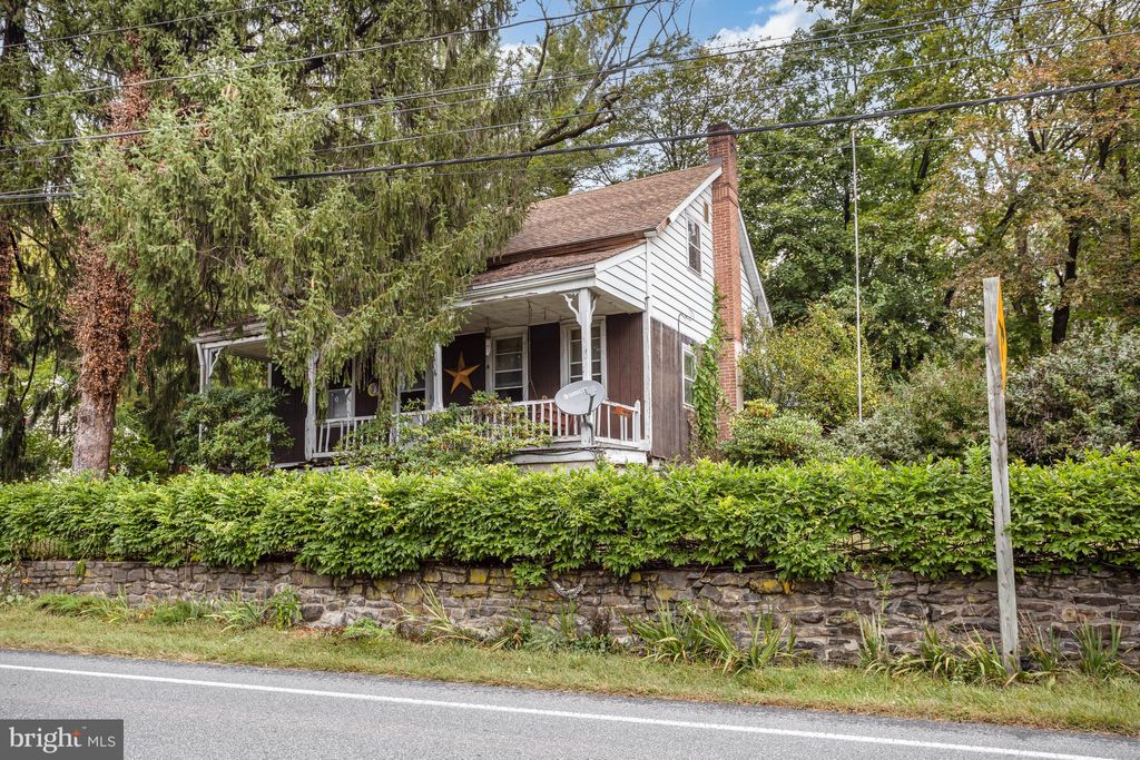 Photo of 2309 Fruitville Pike, LANCASTER, PA 17601 (MLS # PALA2077862)