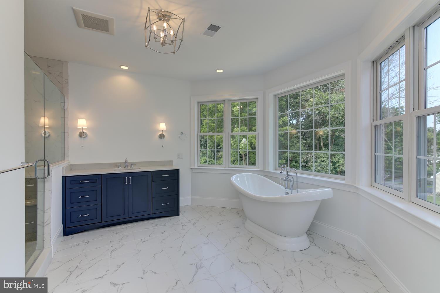 CENTREVILLE - Residential