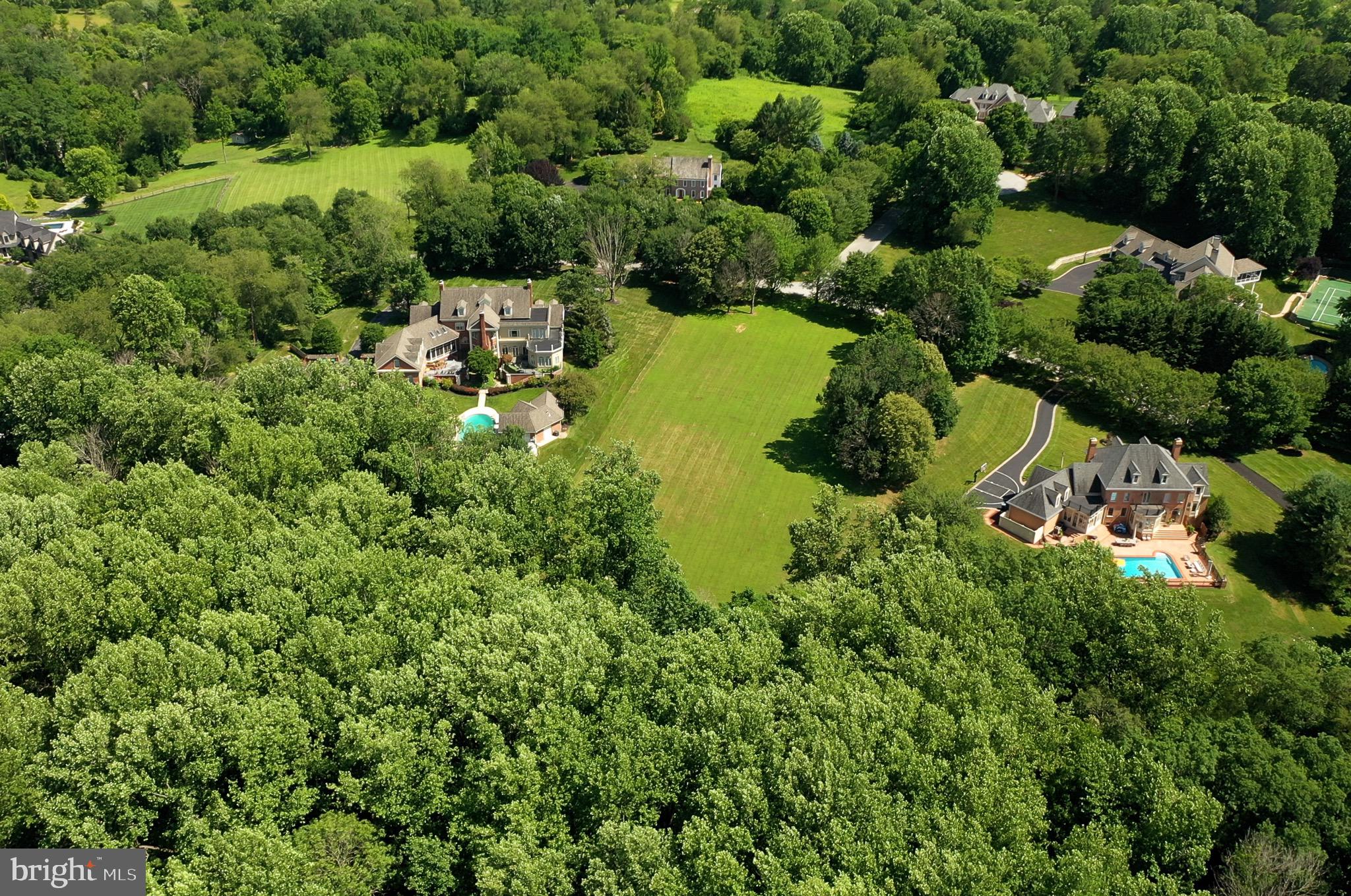 CENTREVILLE - Residential