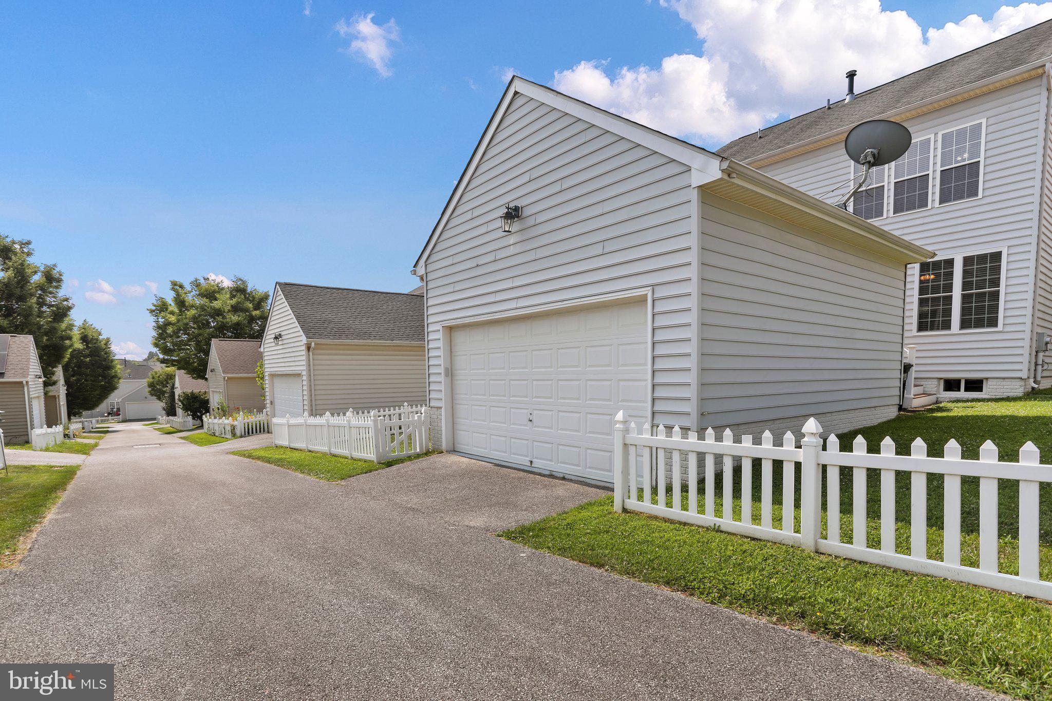 HUNTFIELD - Residential