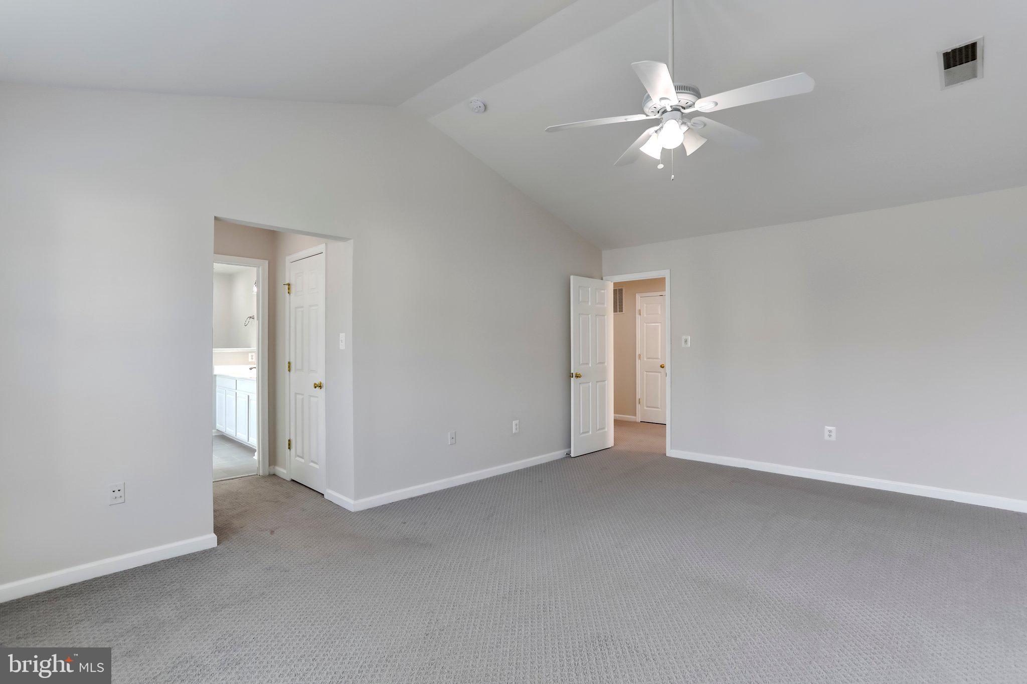 HUNTFIELD - Residential