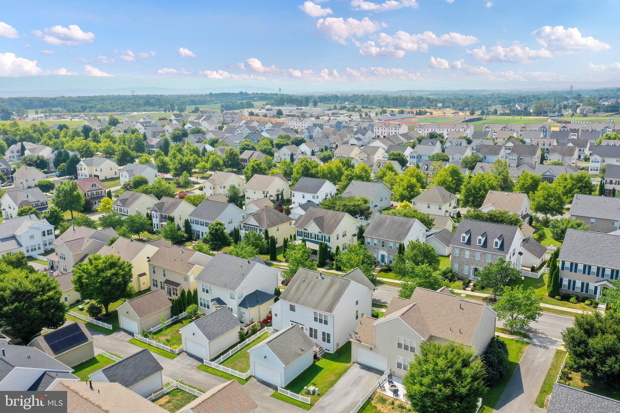 HUNTFIELD - Residential