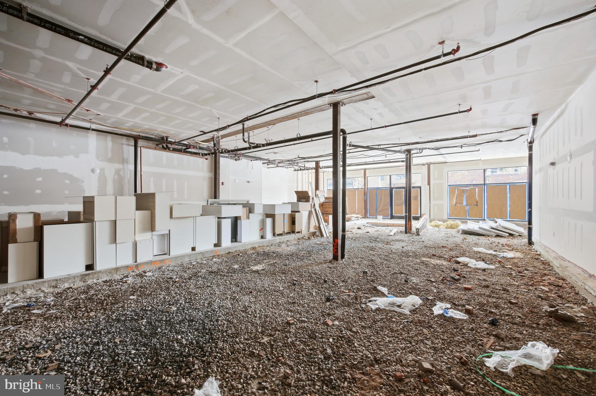 2020 FRANKFORD AVENUE 24 RETAIL