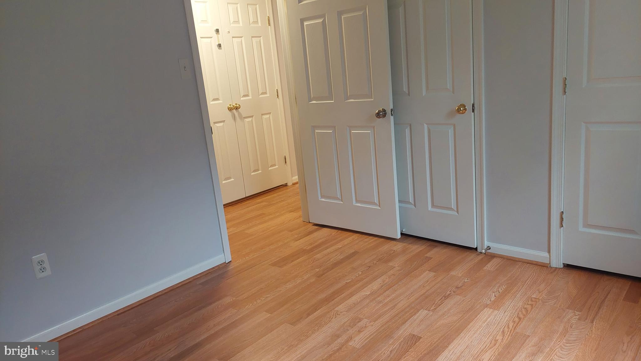 SENECA KNOLLS CODM - Residential Lease