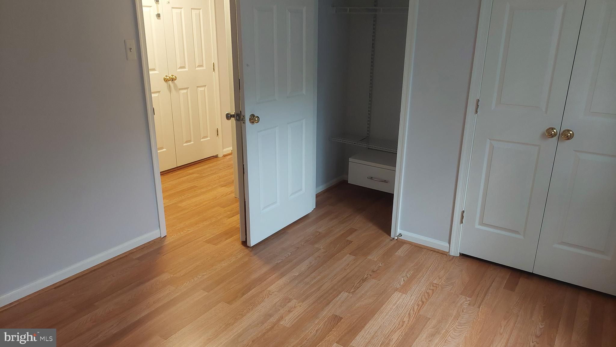 SENECA KNOLLS CODM - Residential Lease