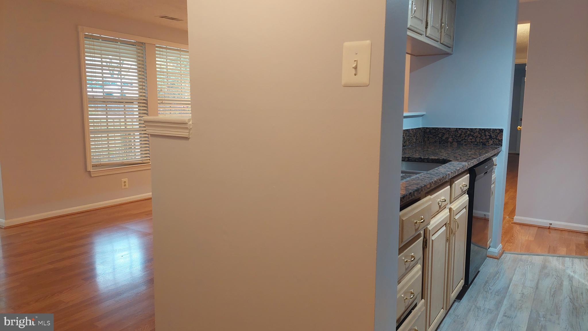 SENECA KNOLLS CODM - Residential Lease