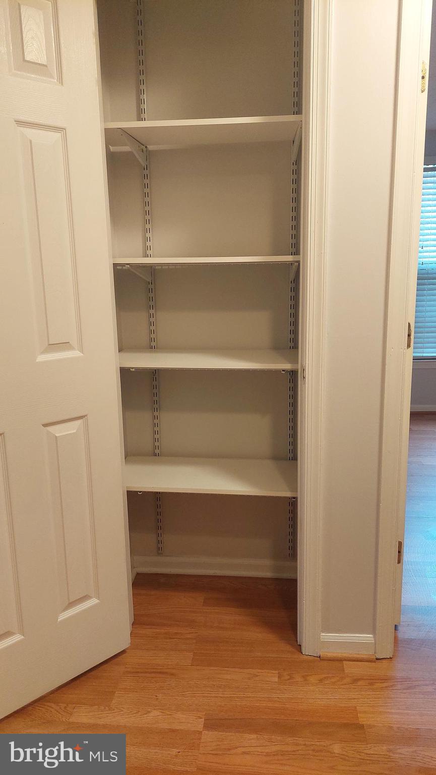 SENECA KNOLLS CODM - Residential Lease