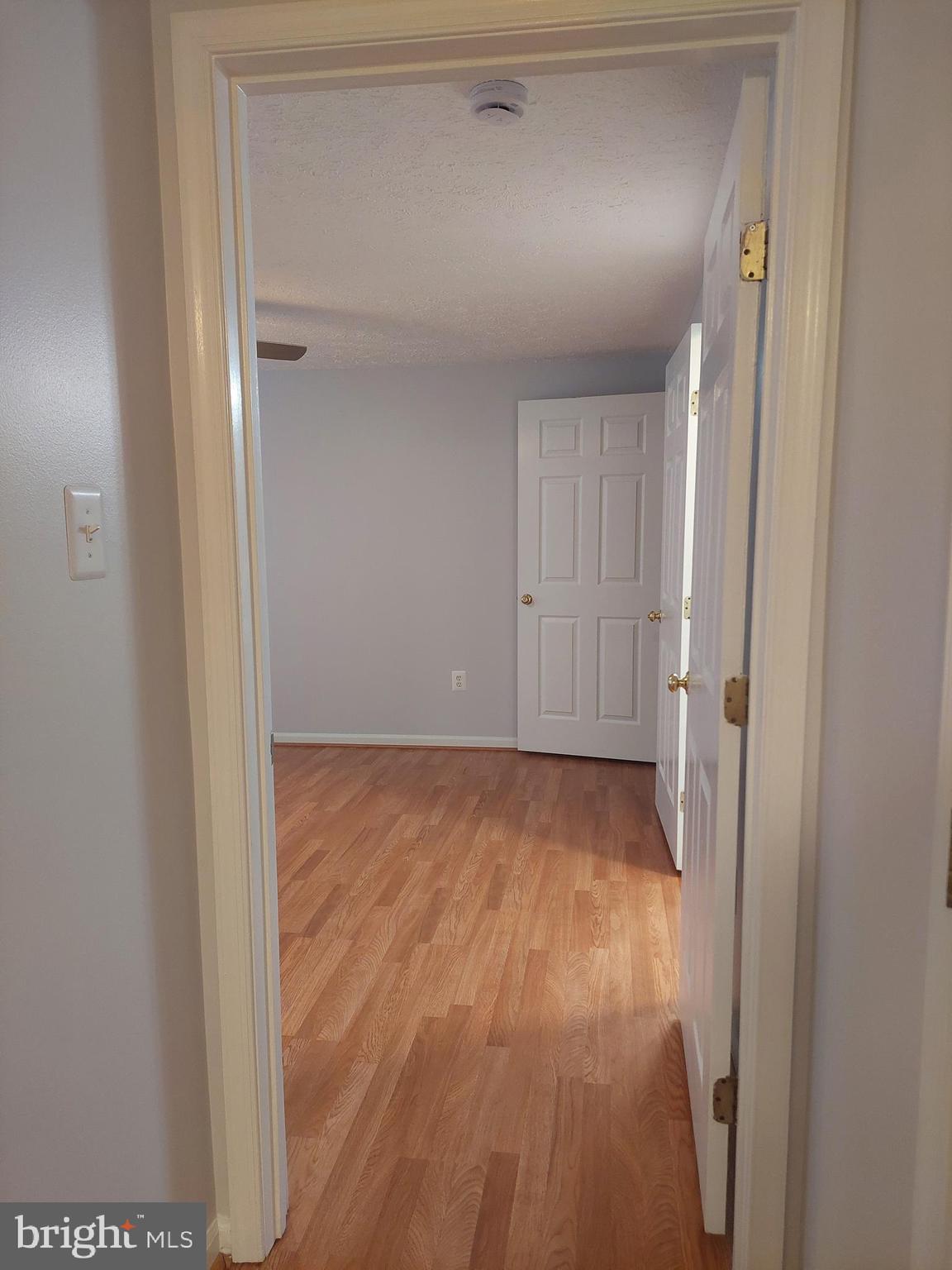 SENECA KNOLLS CODM - Residential Lease