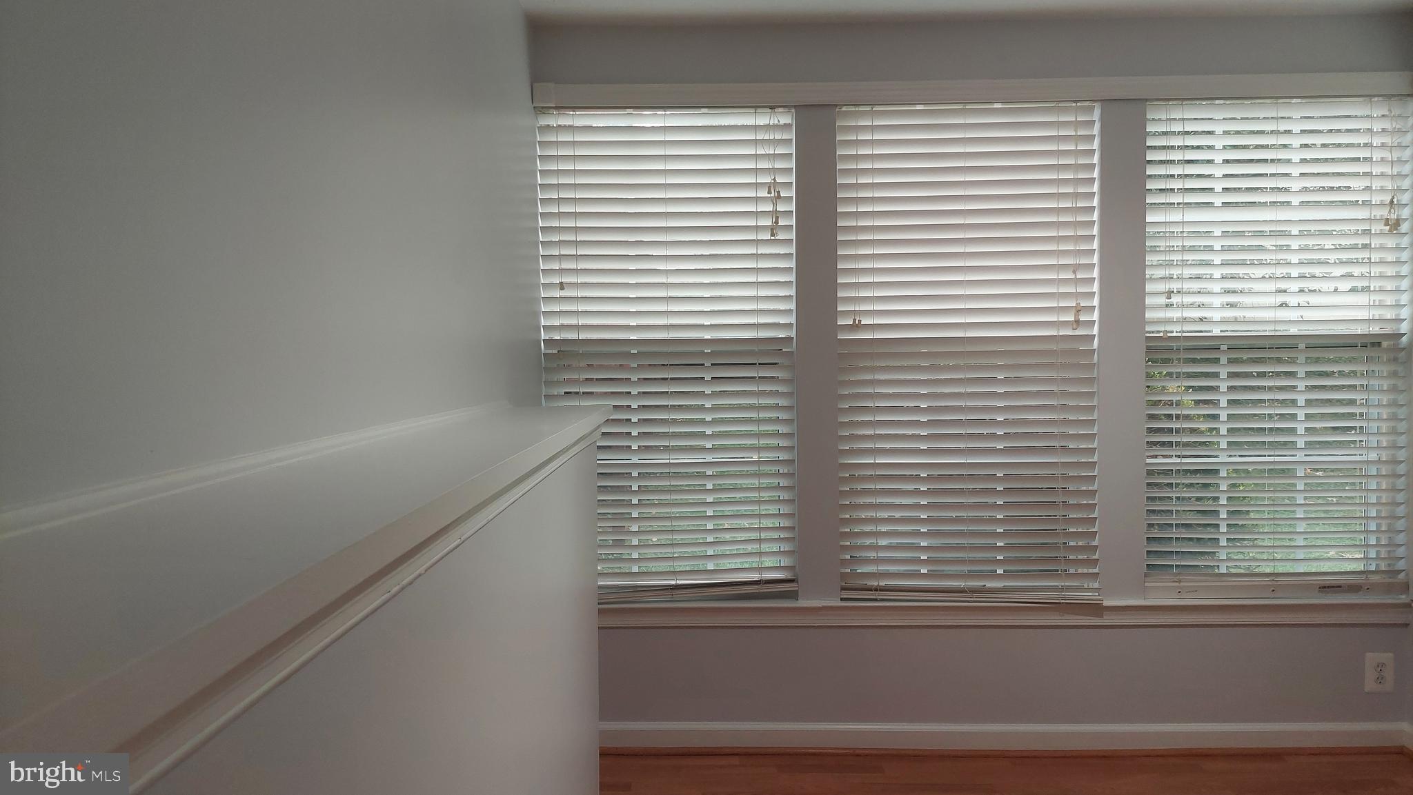 SENECA KNOLLS CODM - Residential Lease