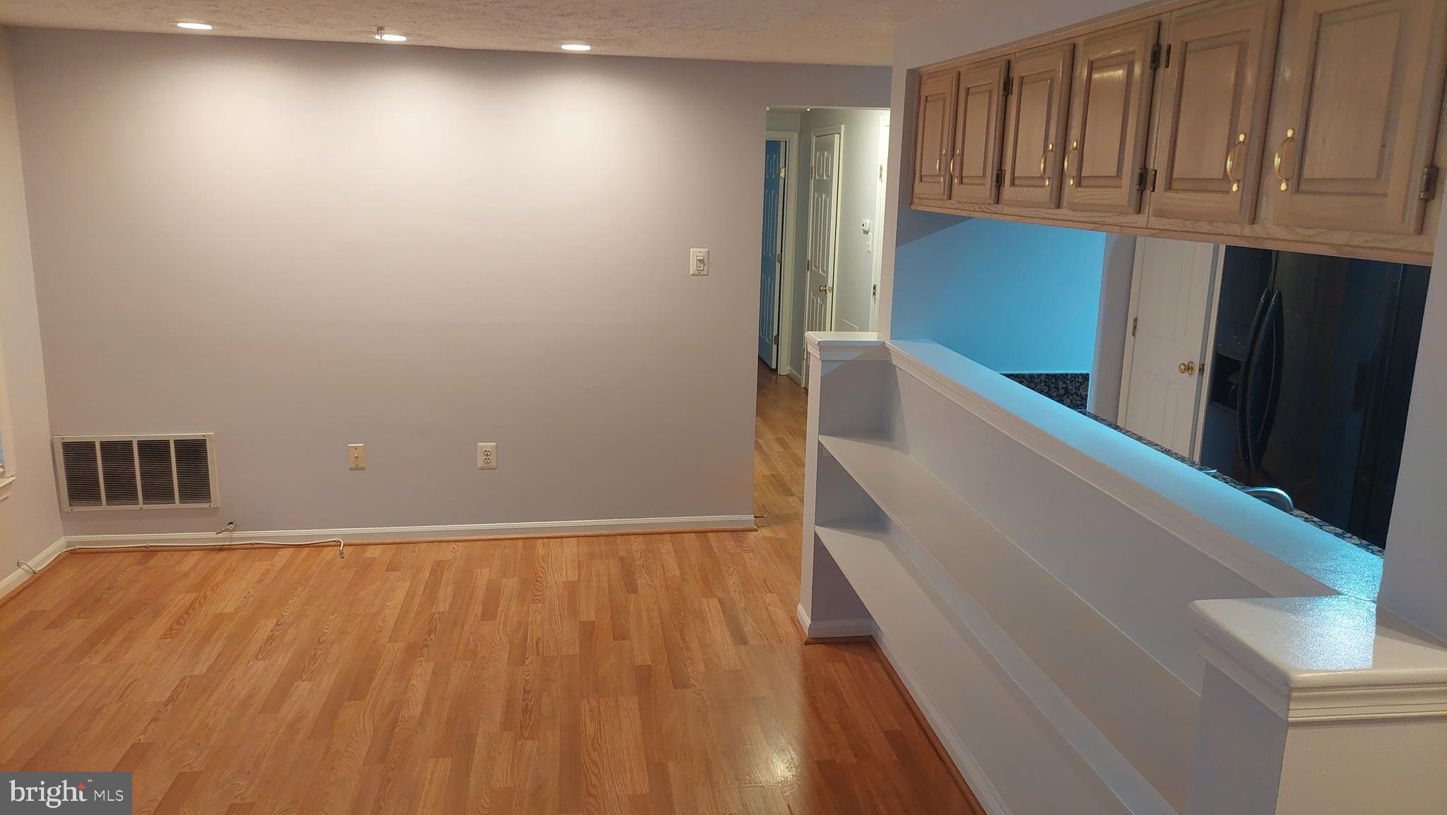 SENECA KNOLLS CODM - Residential Lease