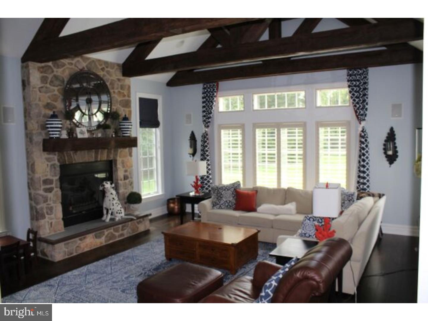 RADNOR HUNT - Residential
