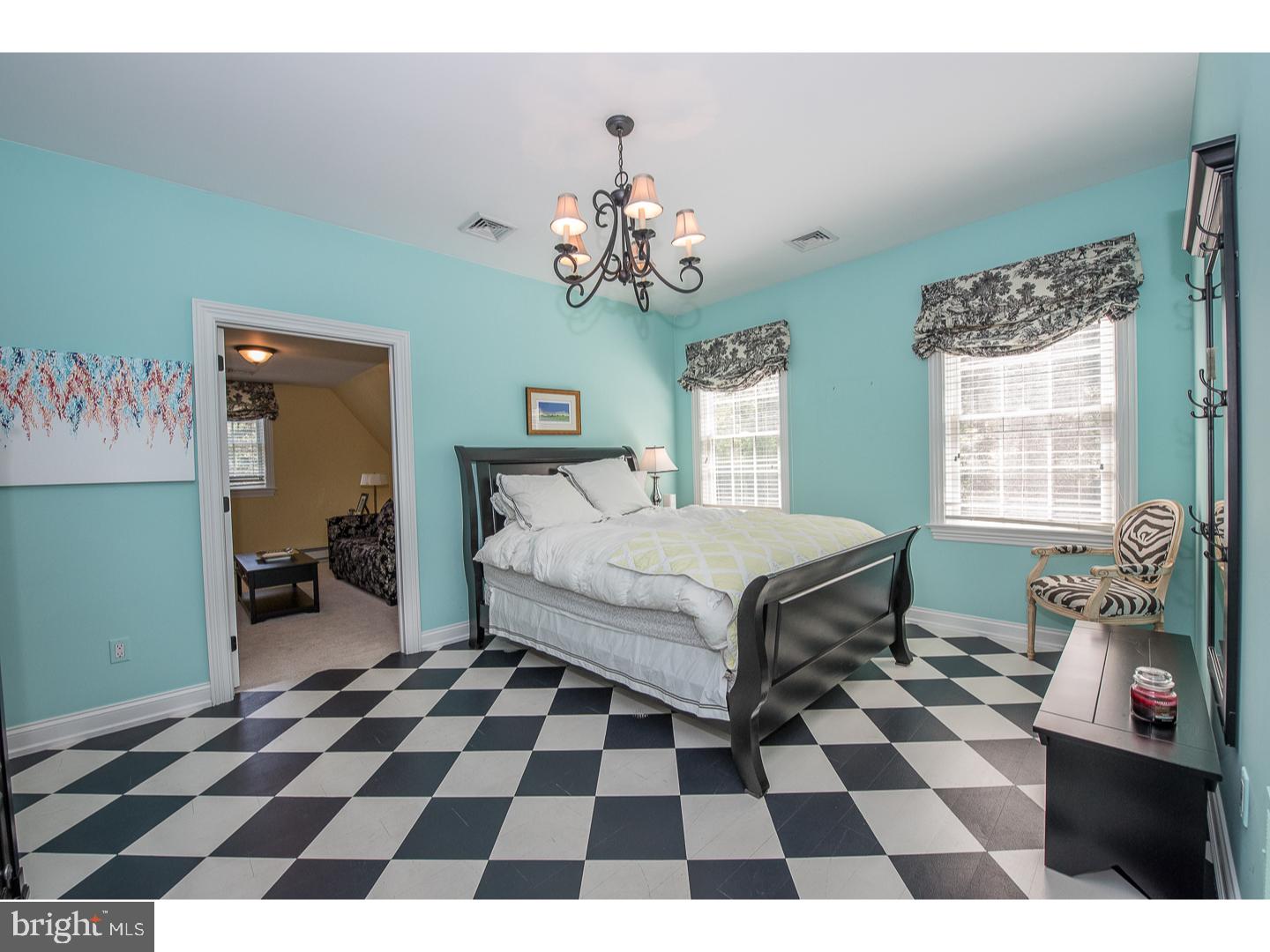 RADNOR HUNT - Residential