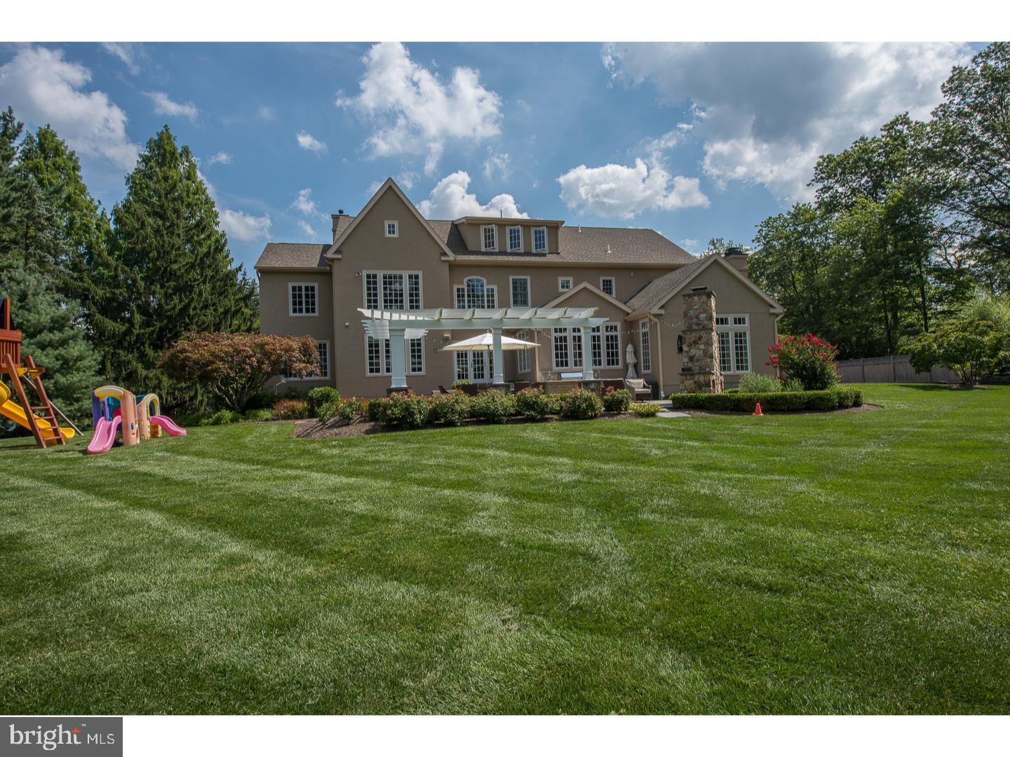 RADNOR HUNT - Residential