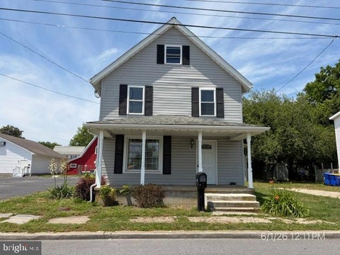 Homes For Sale - 115 Railroad Avenue<br/> HARRINGTON, DE 19952