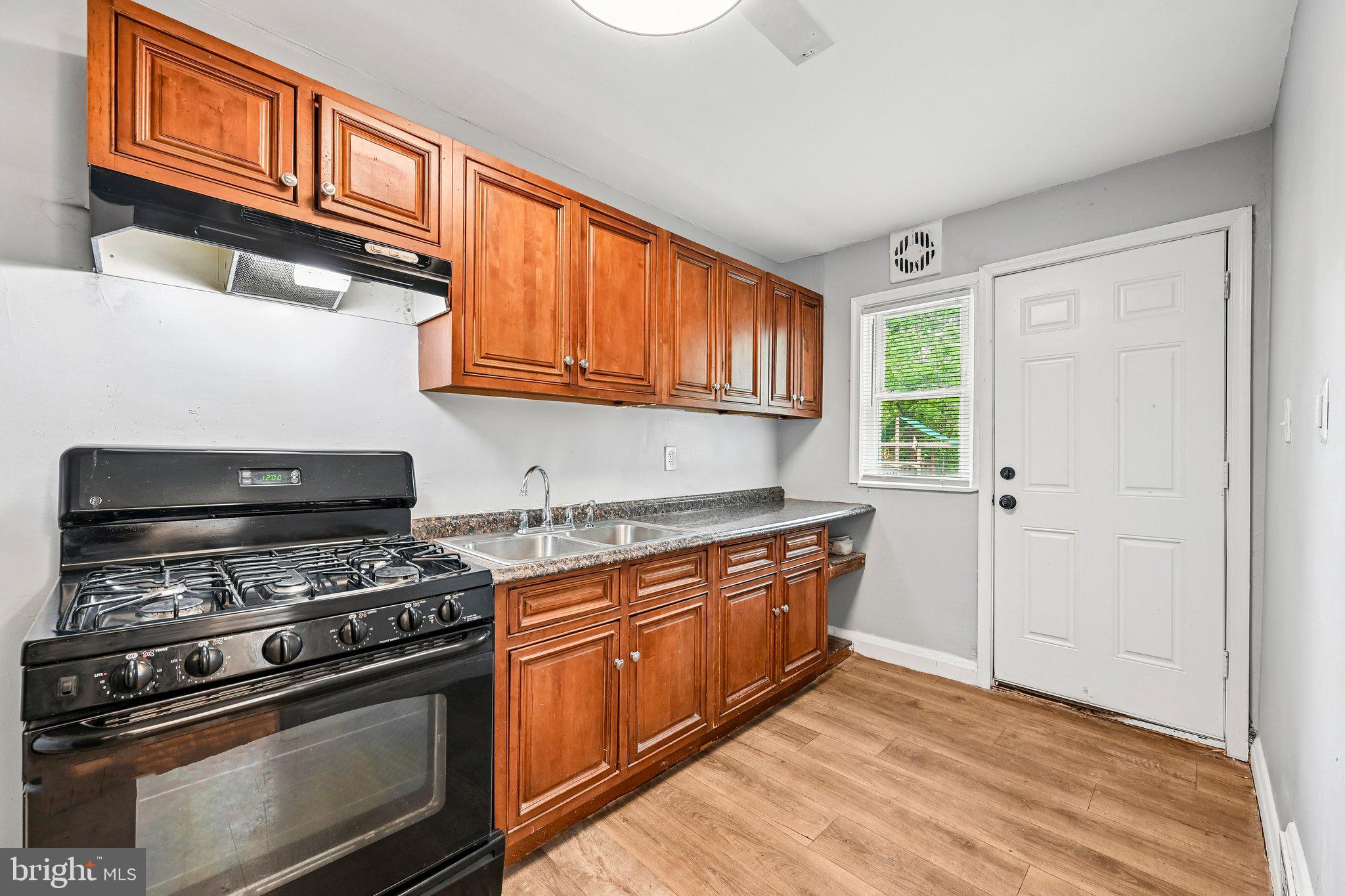 GROVE PARK - Residential