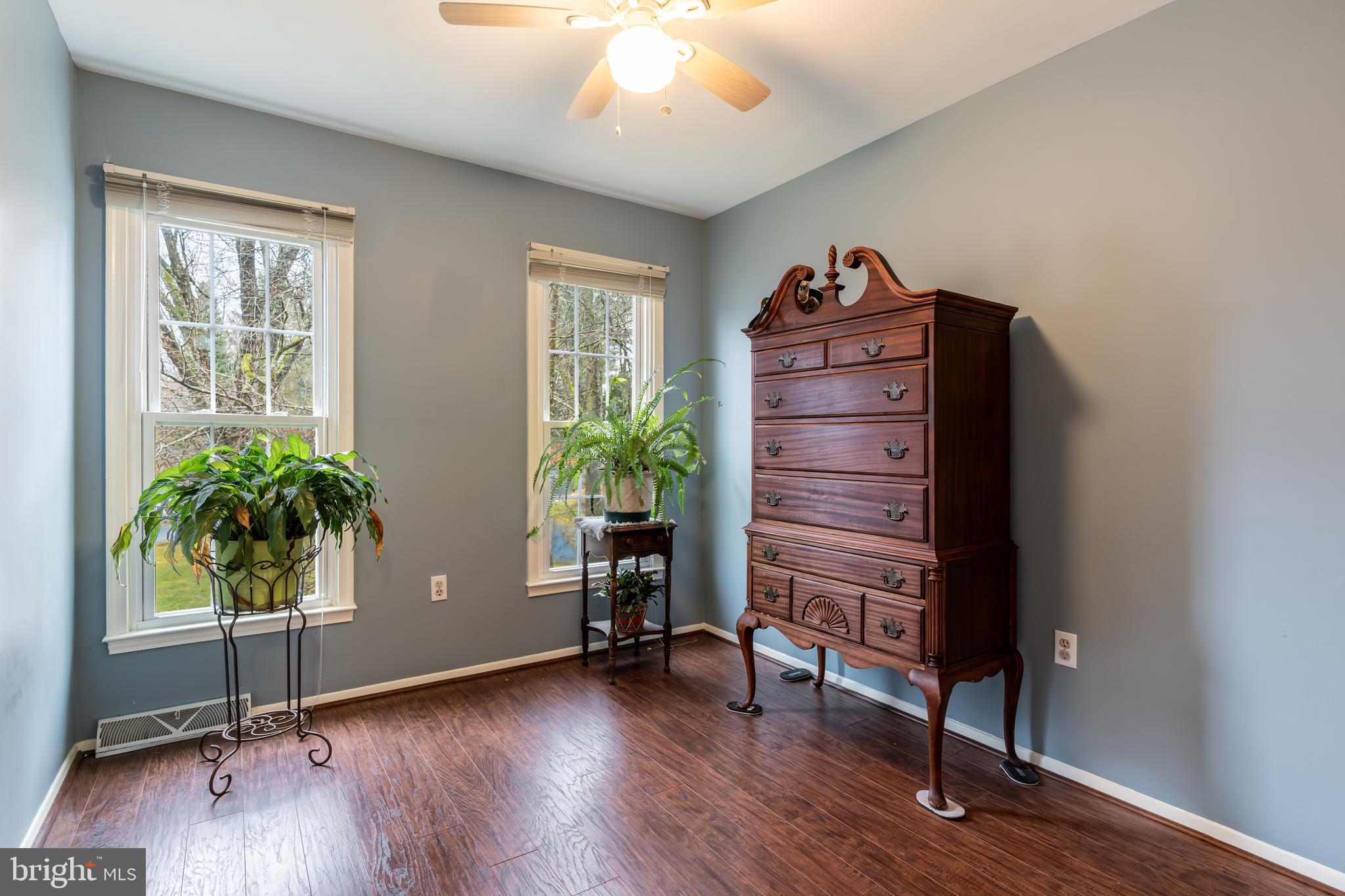 LINTON SPRINGS - Residential