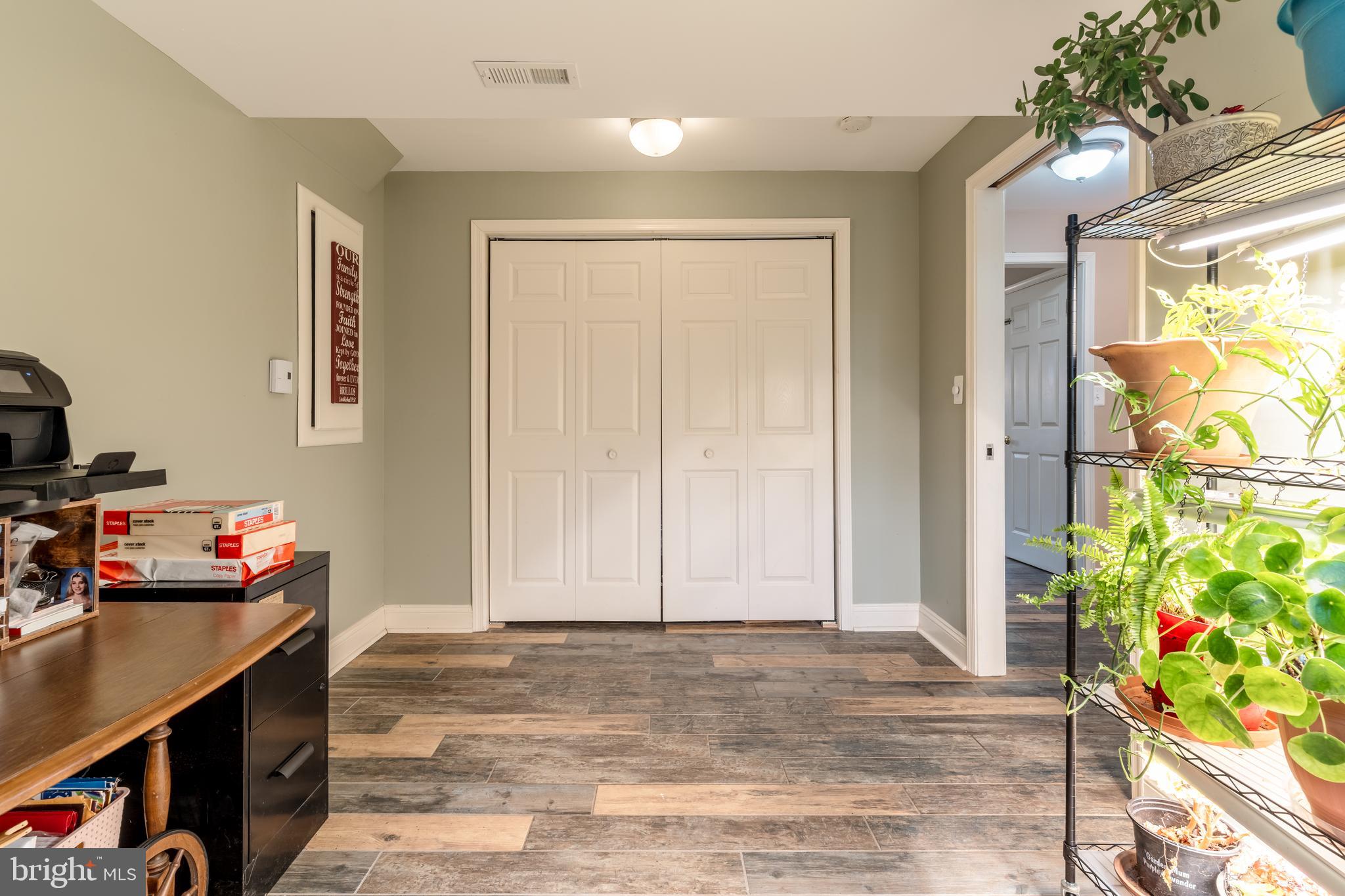 LINTON SPRINGS - Residential