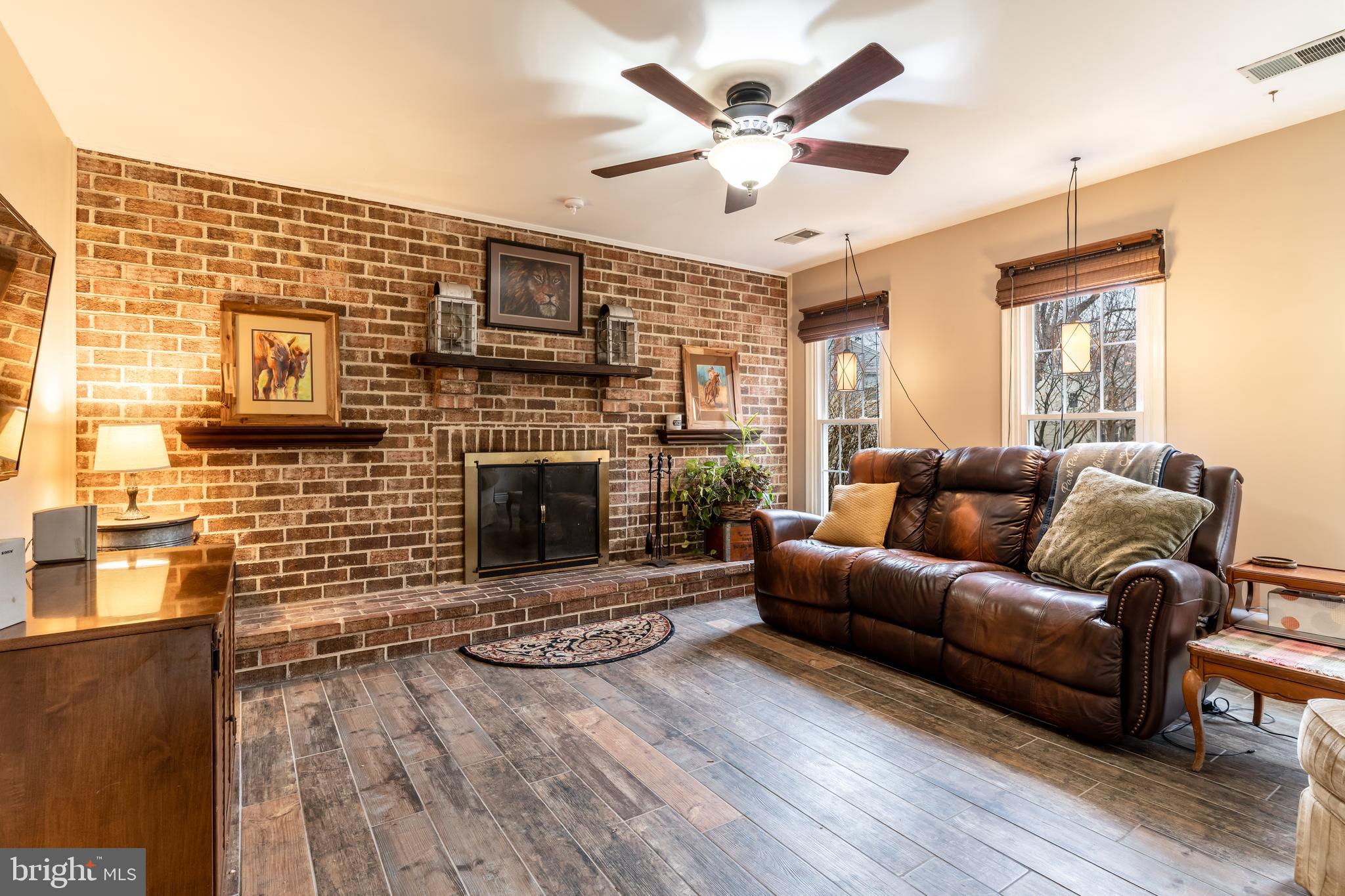 LINTON SPRINGS - Residential