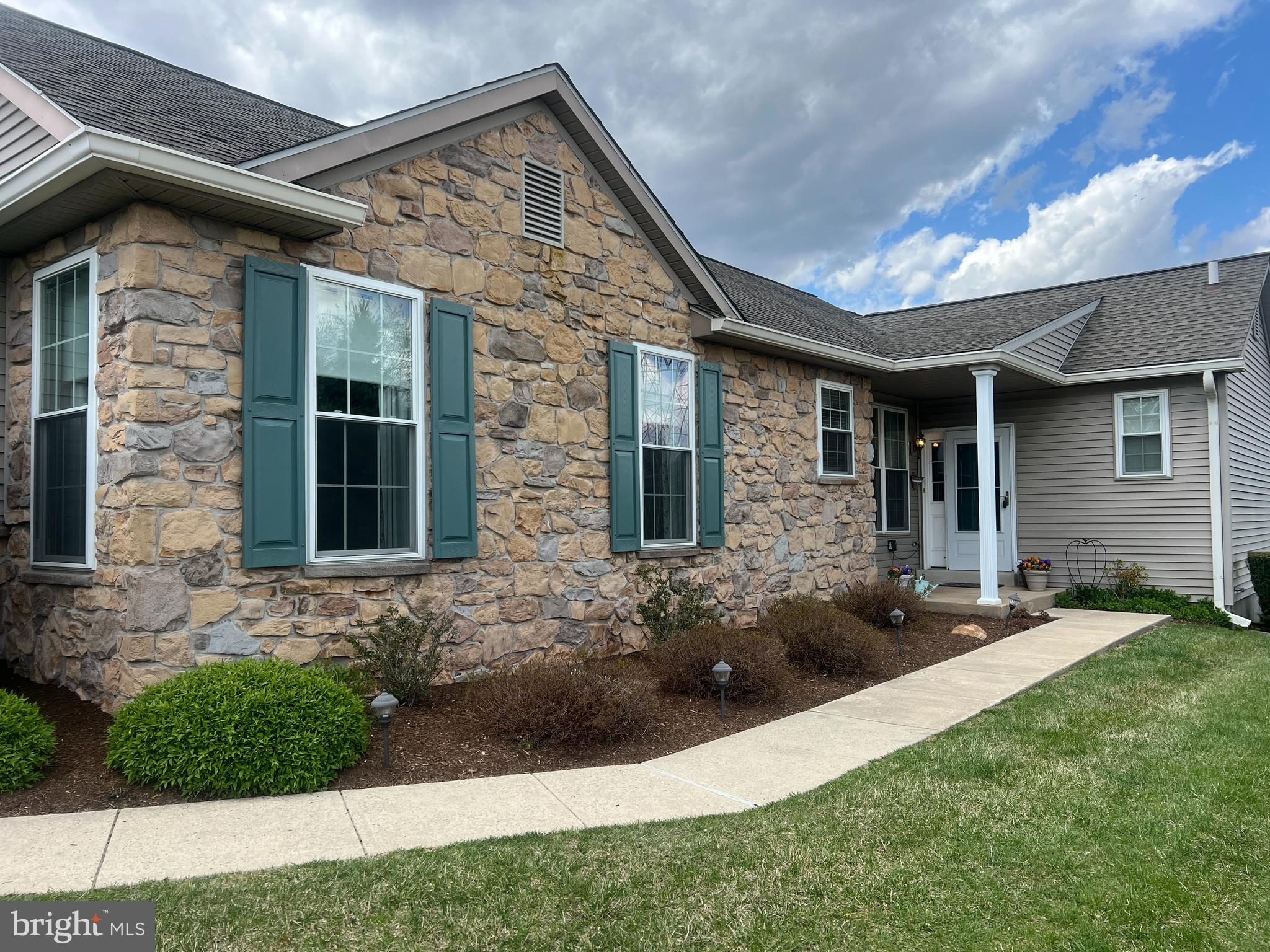 FOX HILL FARM - Residential