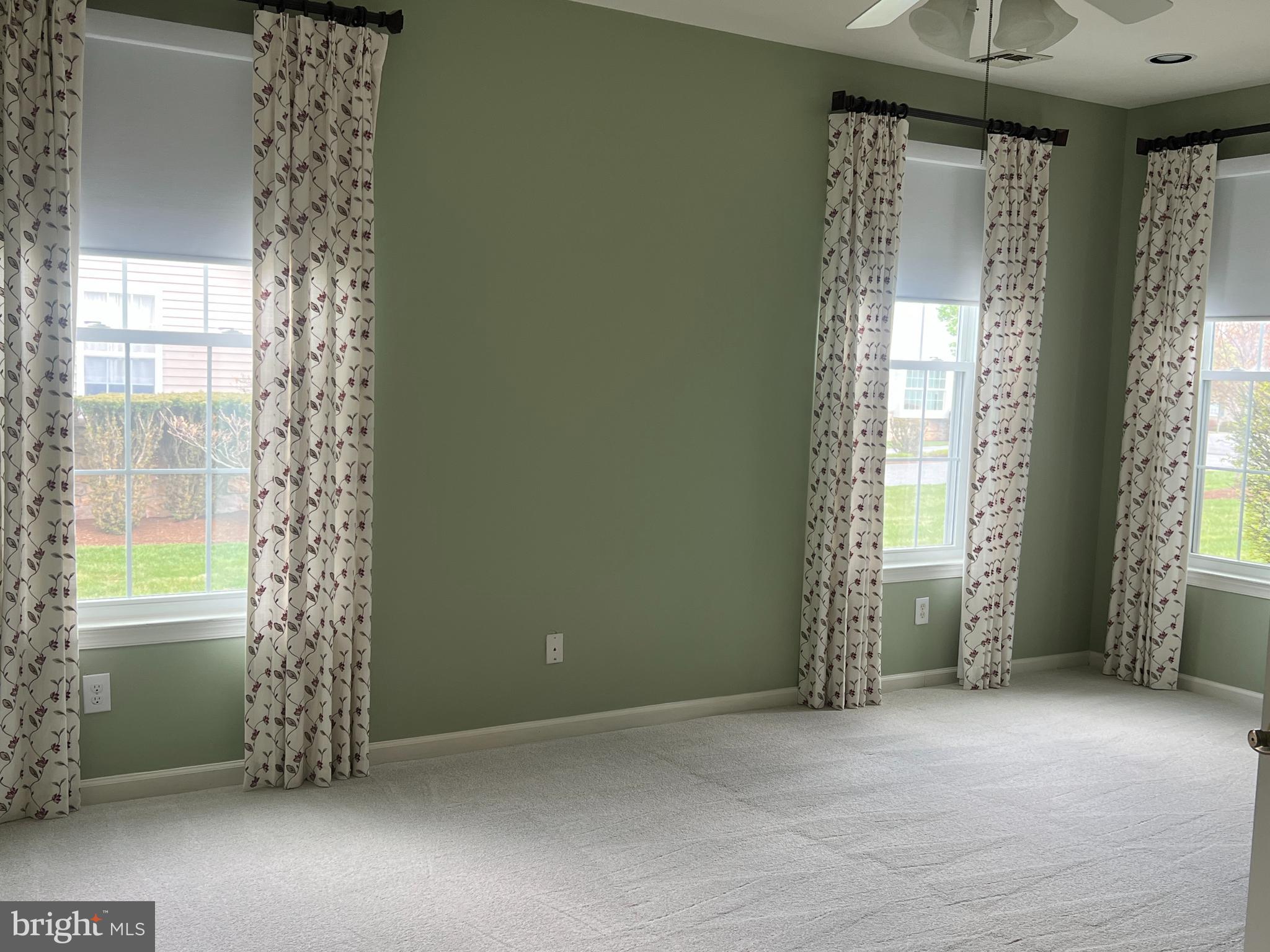 FOX HILL FARM - Residential