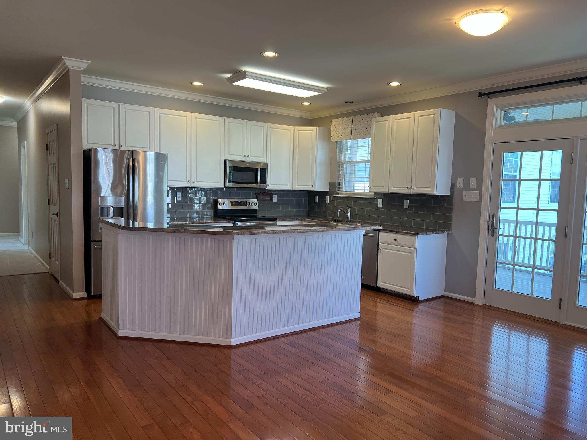 FOX HILL FARM - Residential